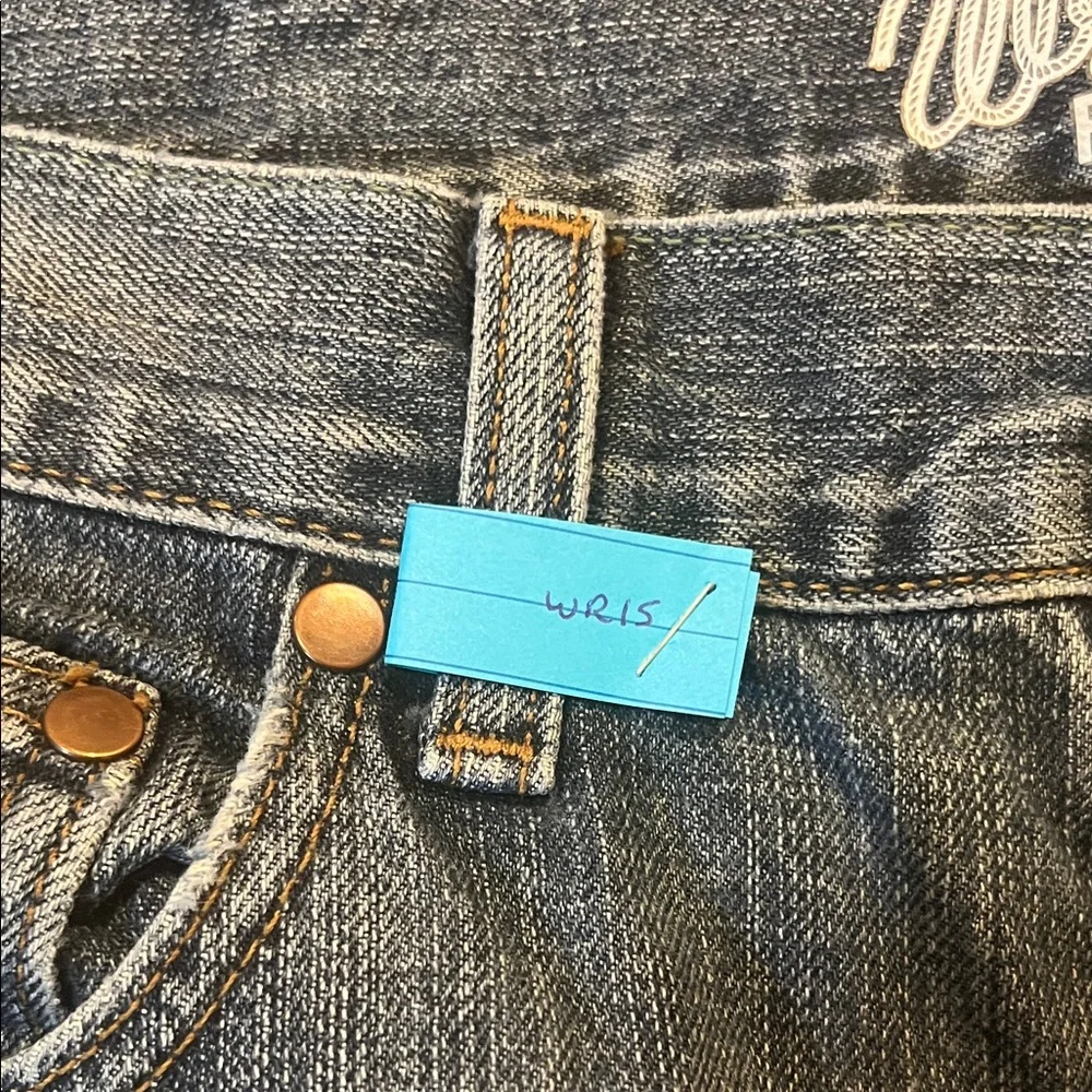 Wrangler Retro Men’s Straight Jeans - Light Blue Denim